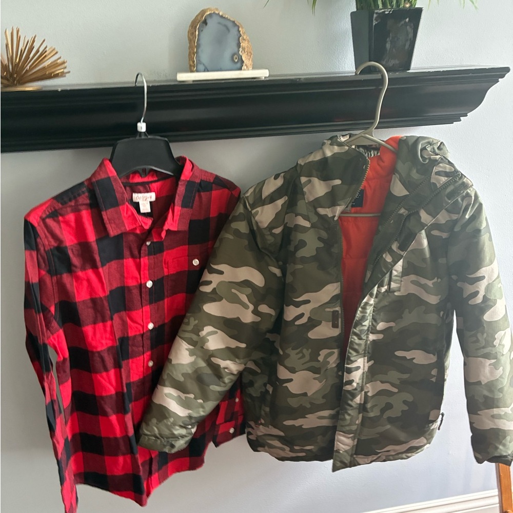 Lot of Children’s PLACE Camo Hooded Puffer Jacket & Cat & Jack button down long